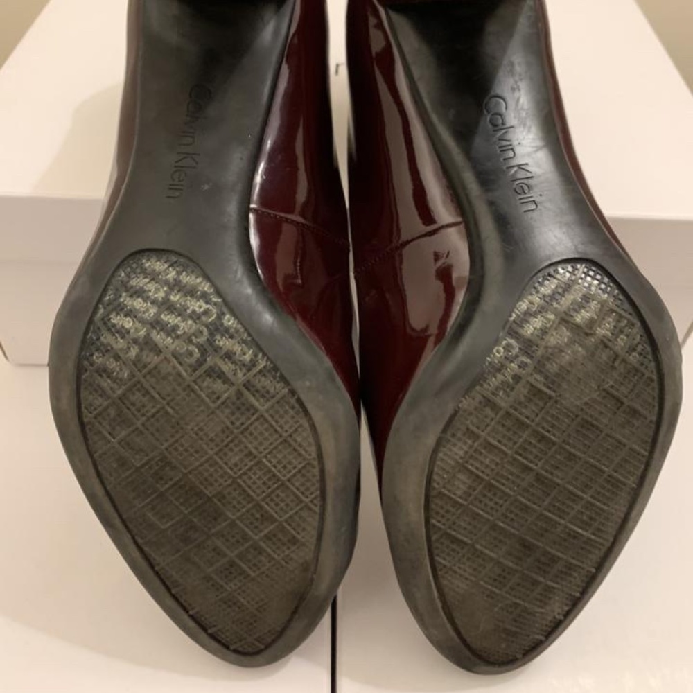 Calvin Klein round toe pumps - Picture 12 of 12